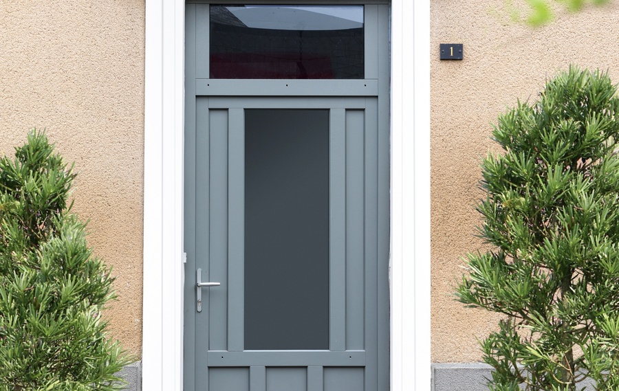 Notre gamme de porte d'entr&eacute;e en BOIS CLASSIQUE et CREATIVE CONTEMPORAINE &agrave; SAINT QUAY PERROS